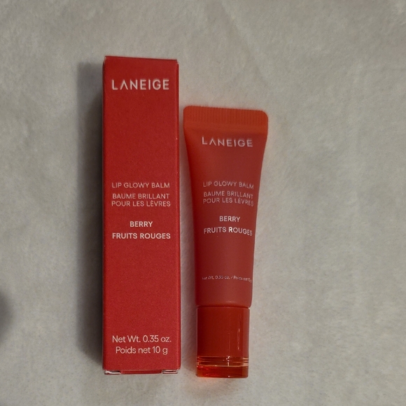 LANEIGE Lip Glowy Balm in Berry - Picture 1 of 8